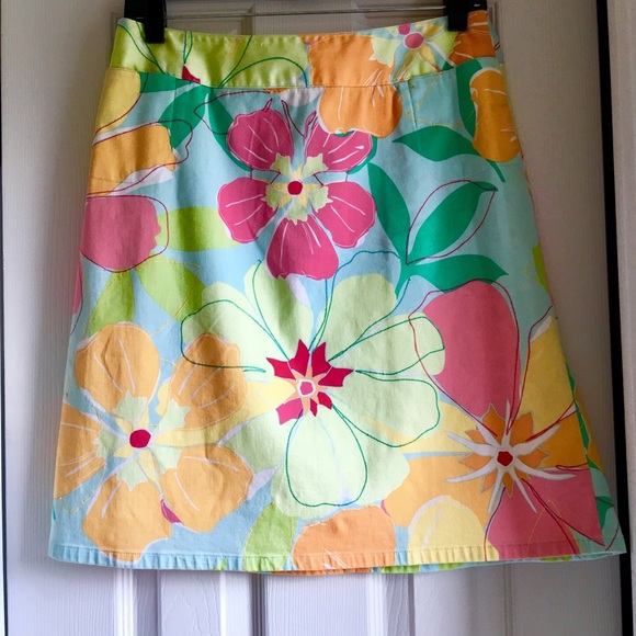Talbots Dresses & Skirts - Talbots pastel floral burst stretch skirt!💐 SALE!